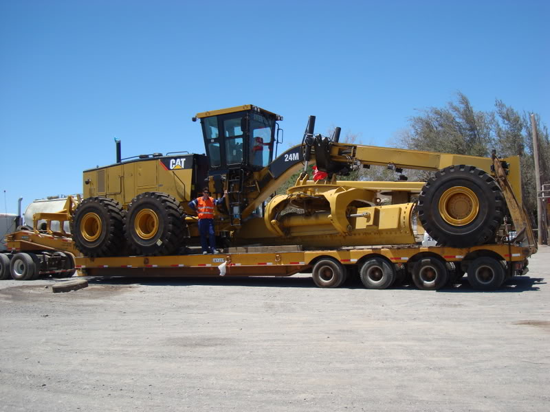 motoniveladora 24m caterpillar